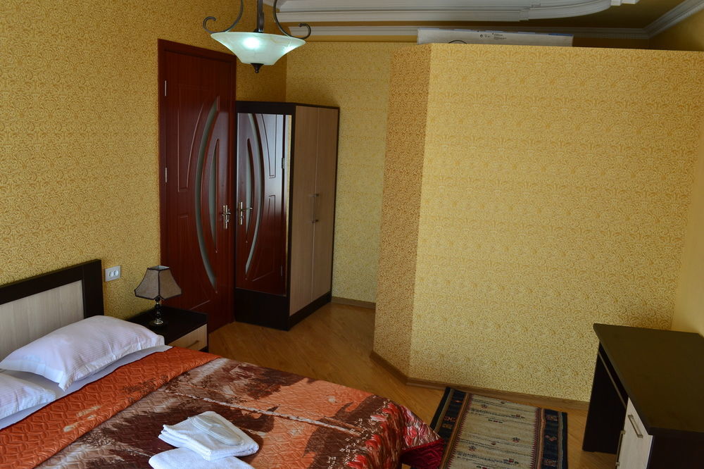 Your House In Tbilissi Extérieur photo