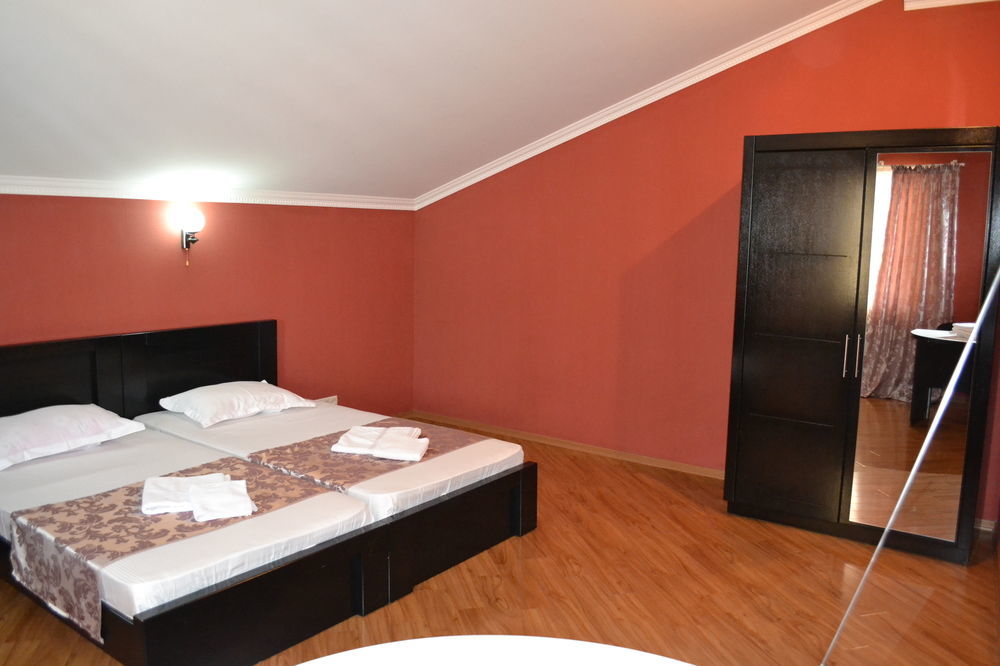 Your House In Tbilissi Extérieur photo